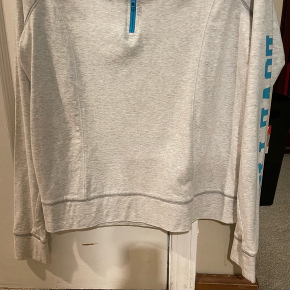 Pink Victoria’s Secret Women’s Quarter Zip Logo Sweatshirt NWOT - Picture 4 of 10